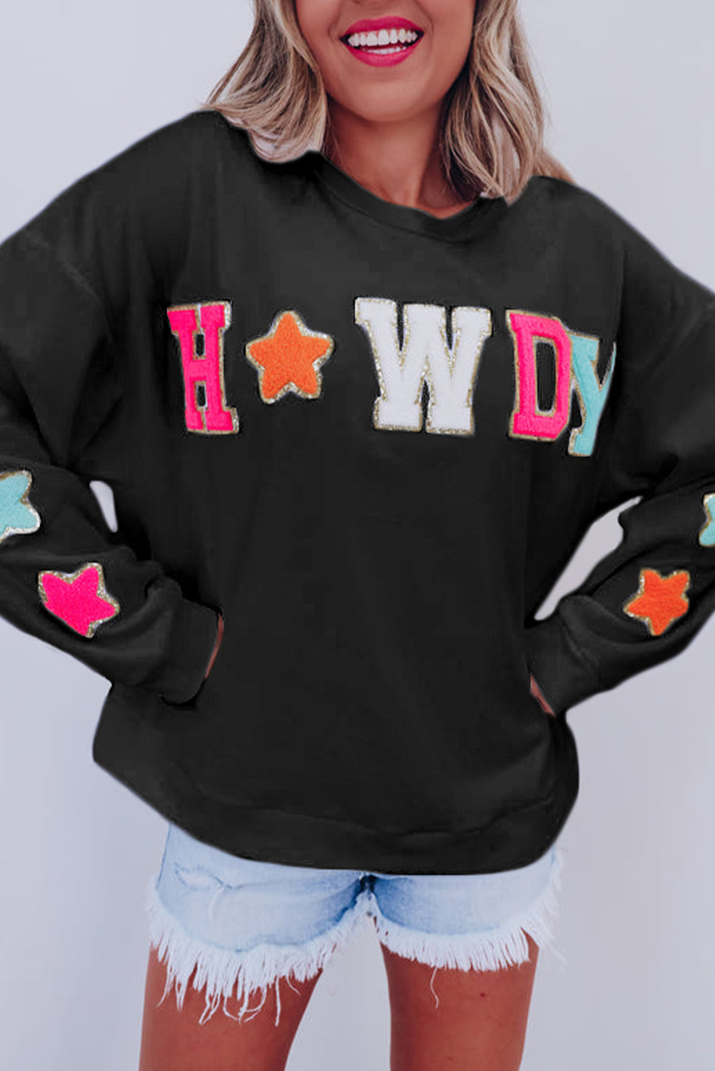 Howdy Patch Graphic Casual Sweatshirt - Threaded Pear