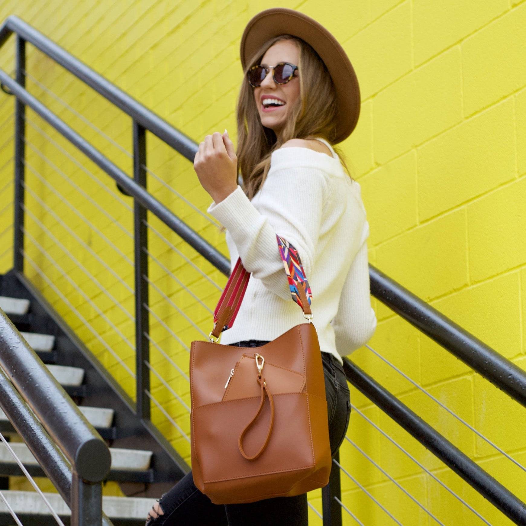 Handbag & Matching Wristlet - Threaded Pear