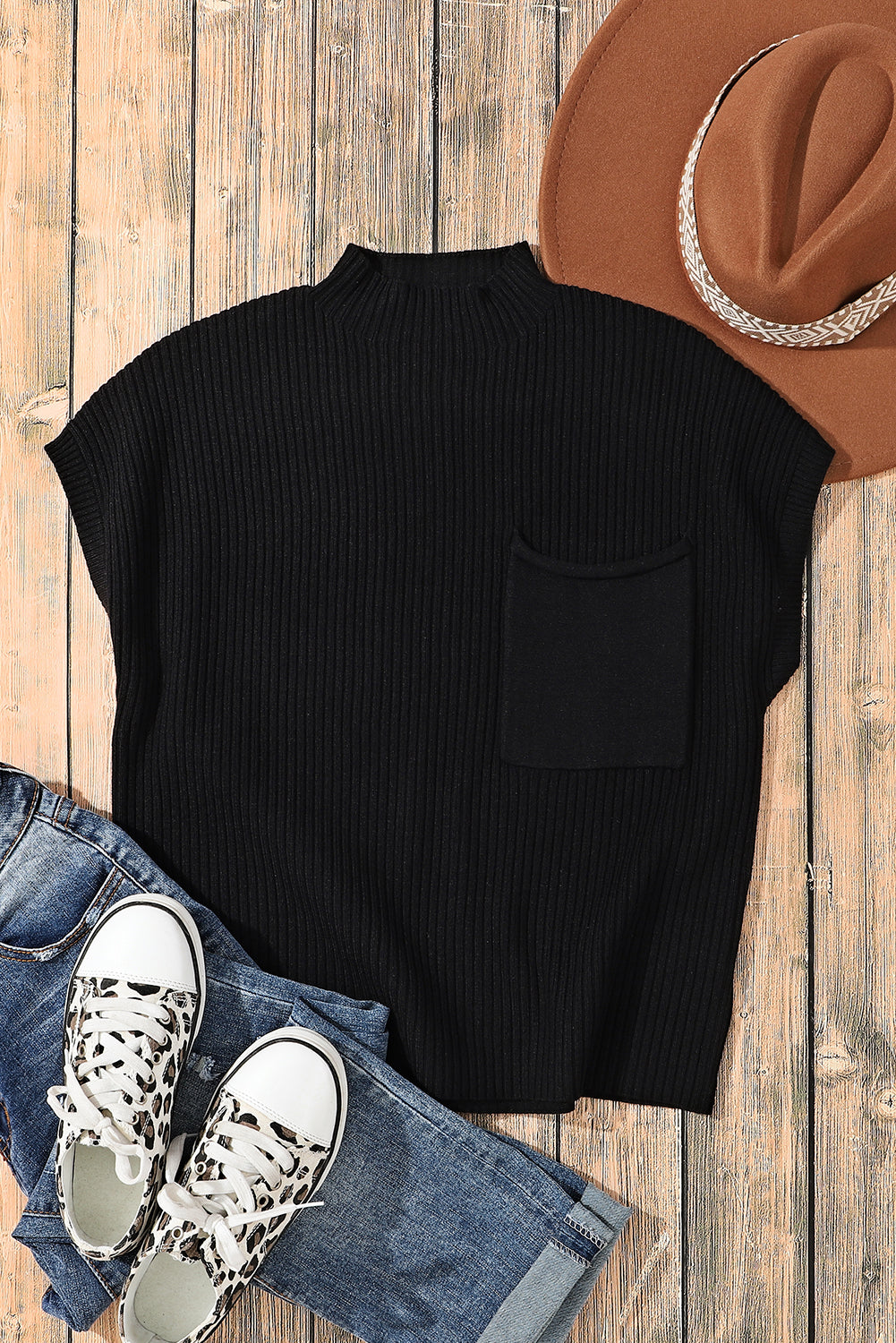 Patch Pocket Ribbed Knit Short Sleeve Sweater