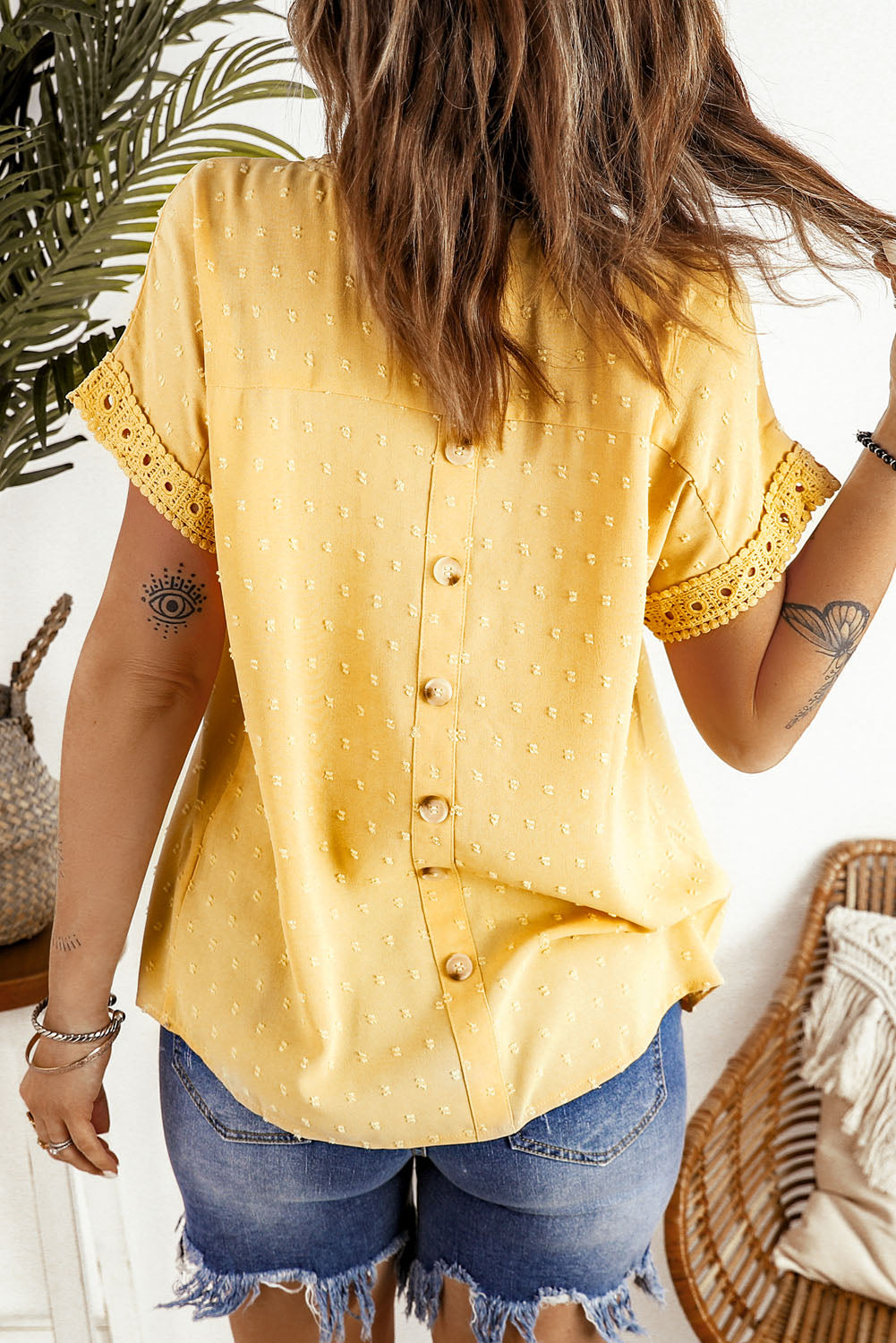 Shelby Swiss Dot Lace Short Sleeve Top - Threaded Pear