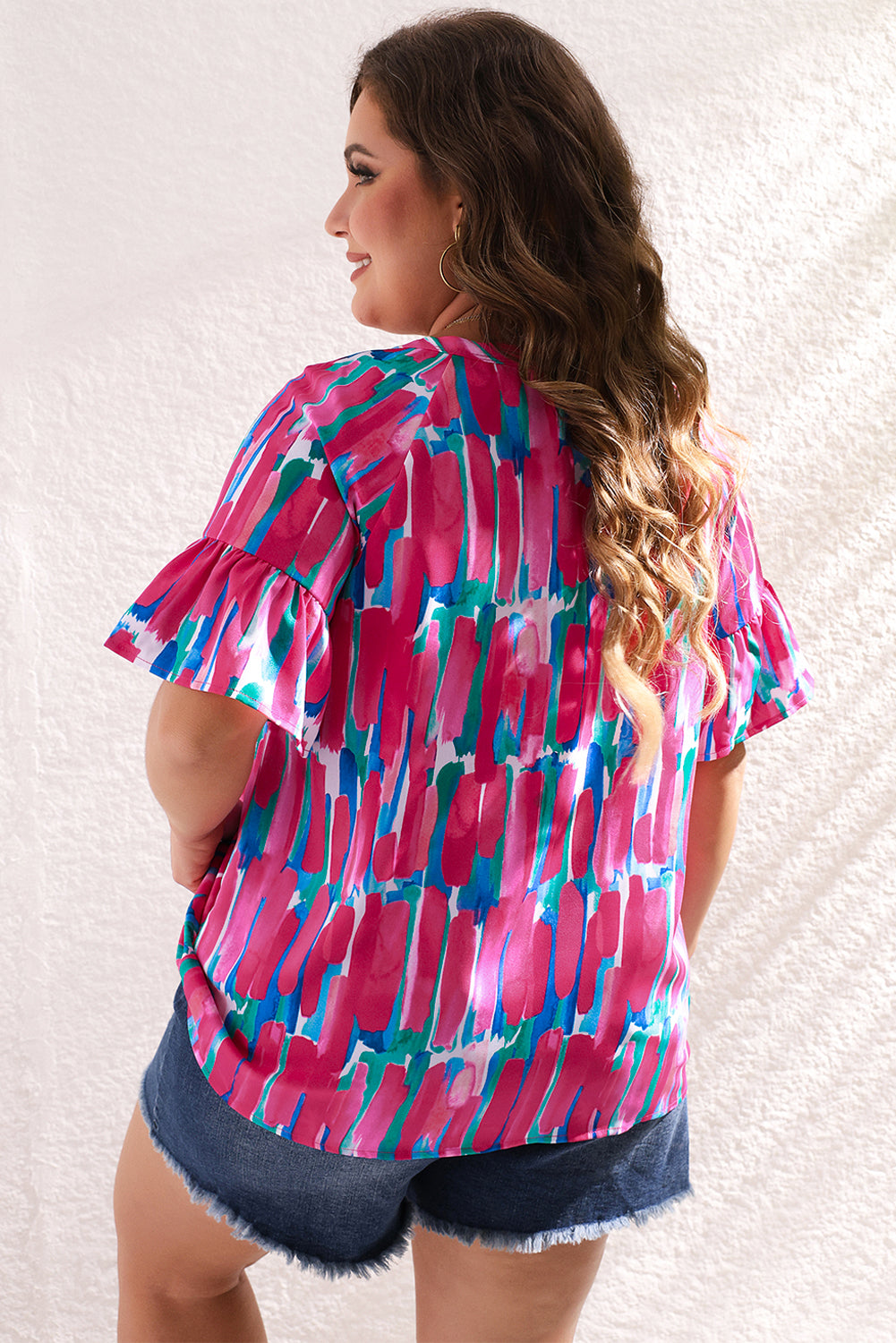 Plus Brushstroke Ruffle Sleeve Button V Neck Blouse