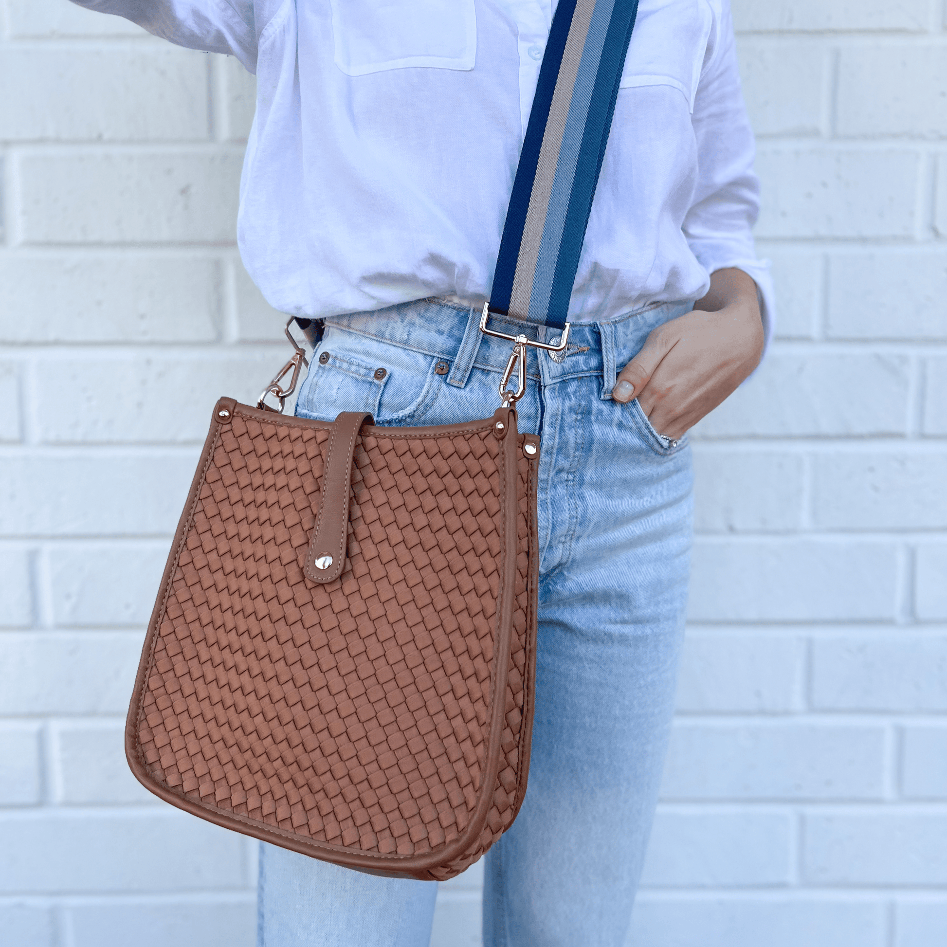 Lea Woven Courier | Choose Your Strap - Threaded Pear