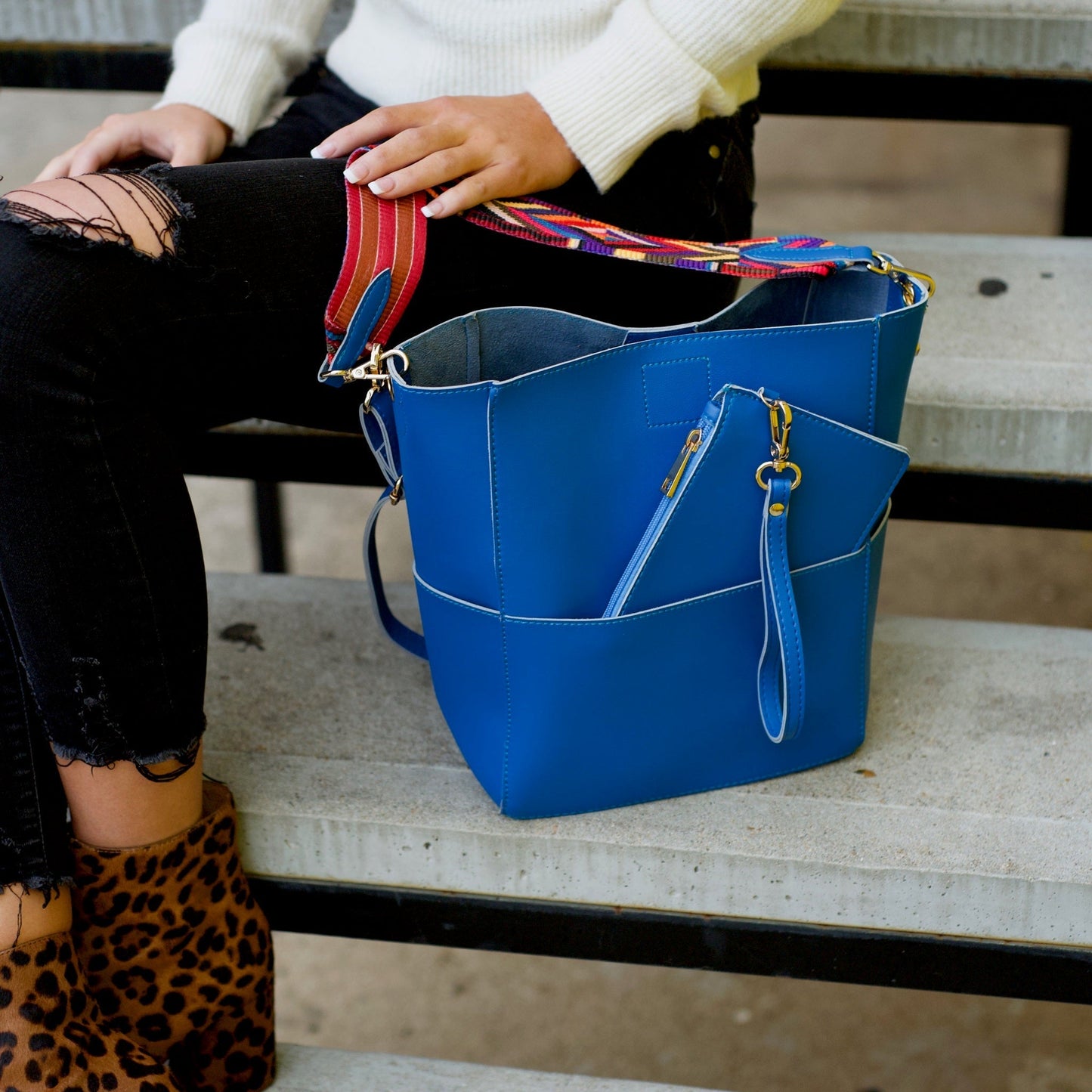 Handbag & Matching Wristlet - Poppy Lee Lane