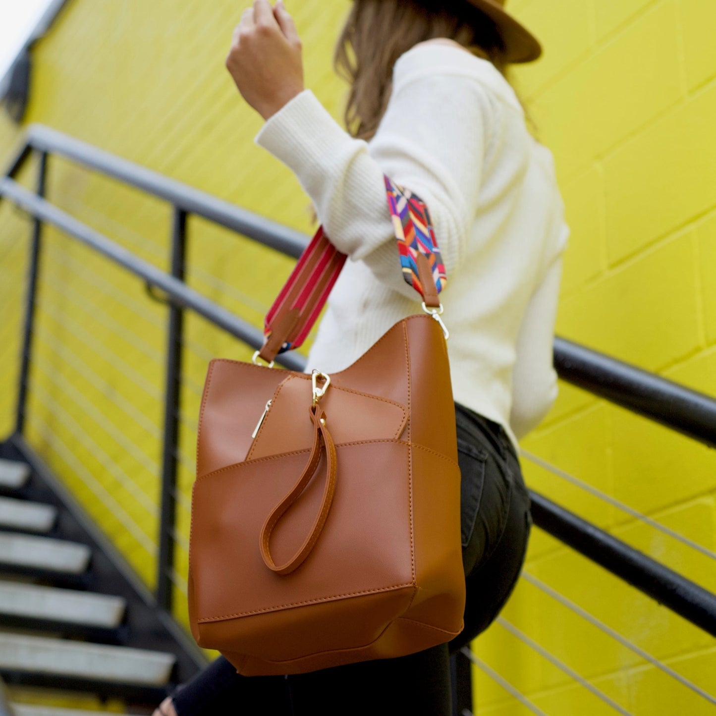 Handbag & Matching Wristlet - Poppy Lee Lane